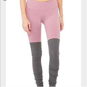 Alo Yoga Goddess Leggings